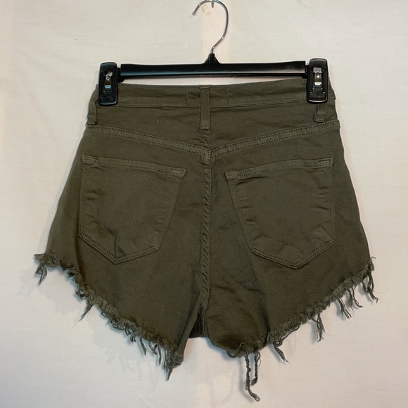Vibrant m.i.u olive green distressed Jean shorts - Picture 7 of 9